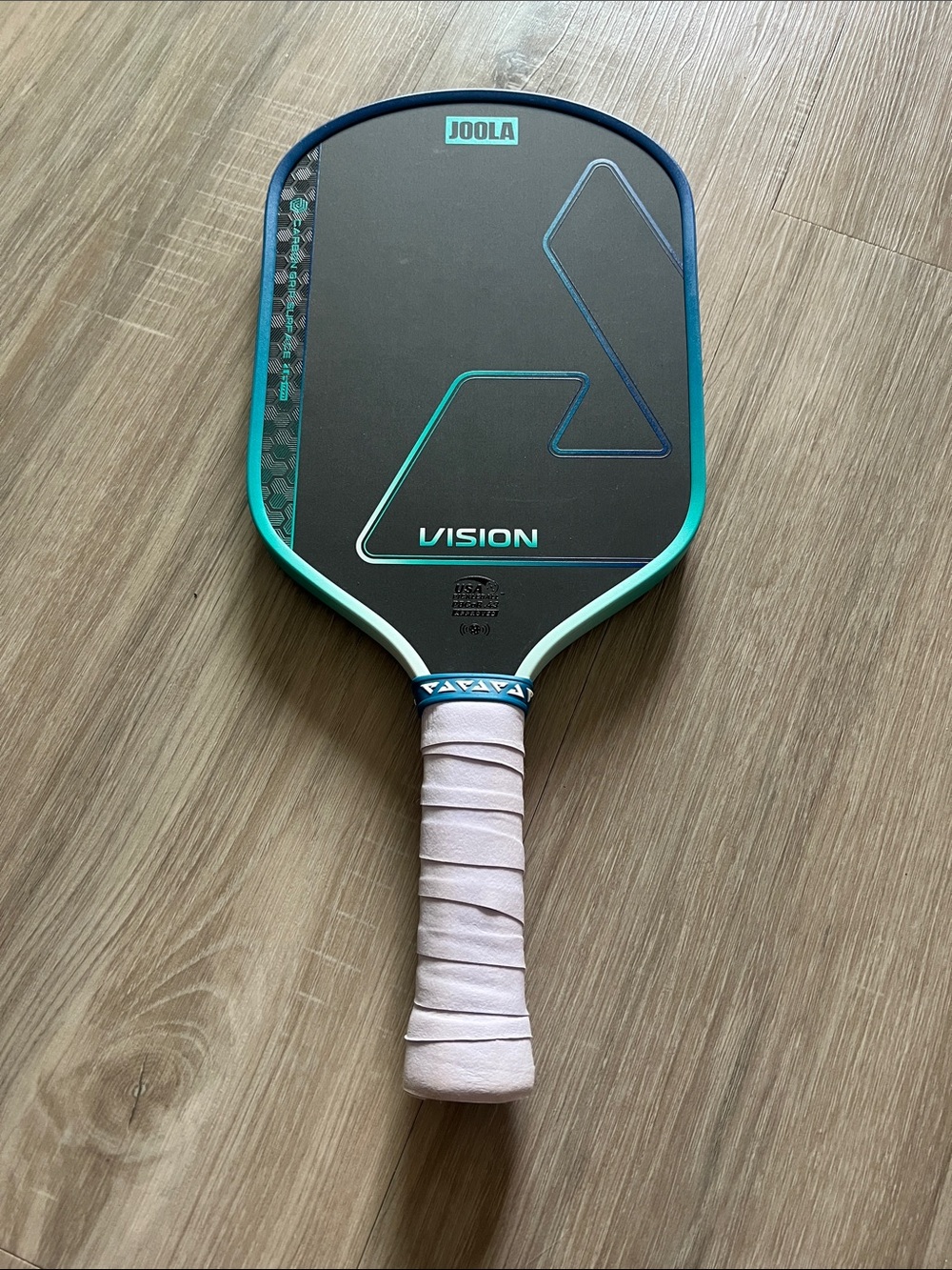 JOOLA Vision Pickleball Paddle — Teal and Black Ben Johns Only used one time
